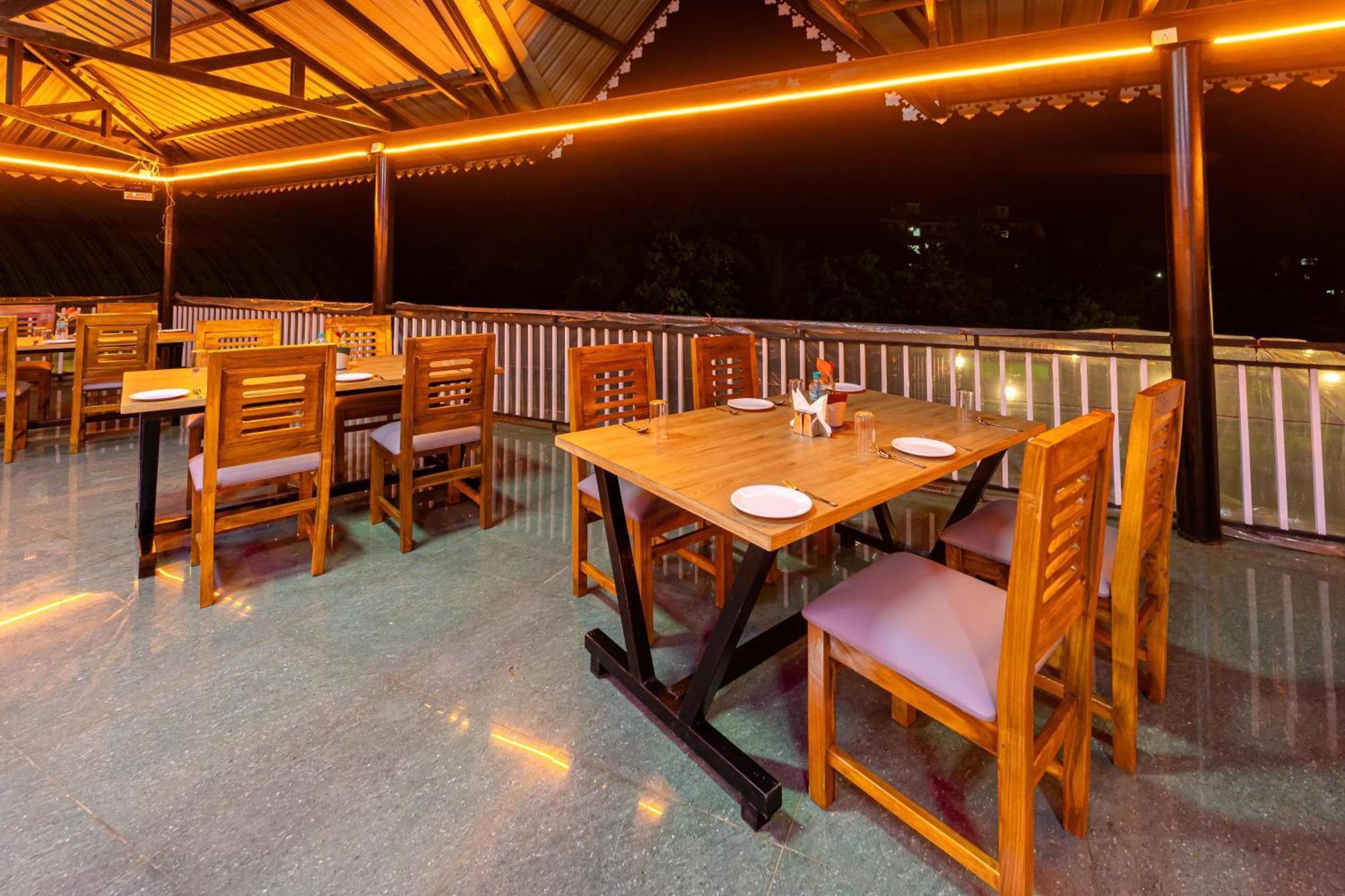 Treebo Green Village Resort - Goa Maneri  Buitenkant foto