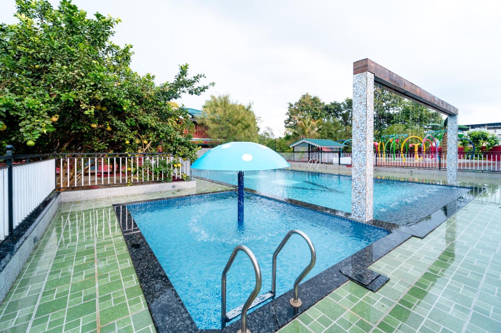 Treebo Green Village Resort - Goa Maneri  Buitenkant foto